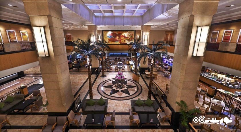 نمای کلی از محوطه نشیمن لابی
