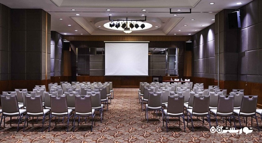 سالن برگزاری همایش و جلسات