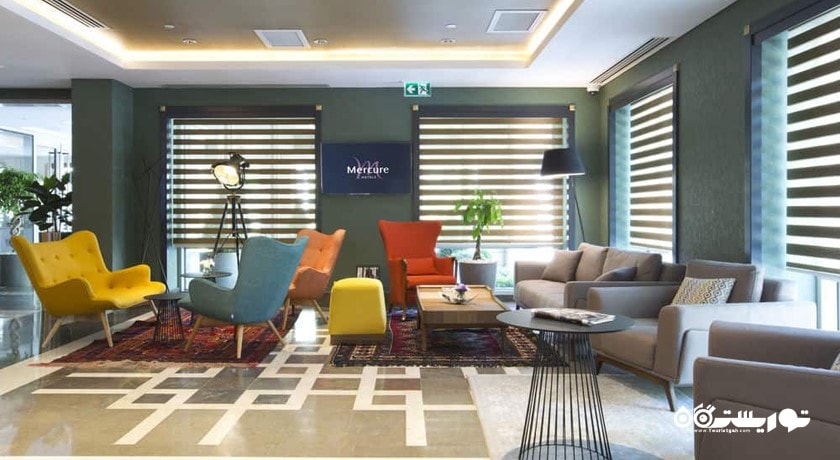 نمای محوطه نشیمن لابی هتل