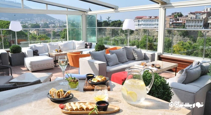 اسکای بار هتل مرکور تفلیس اولد تان