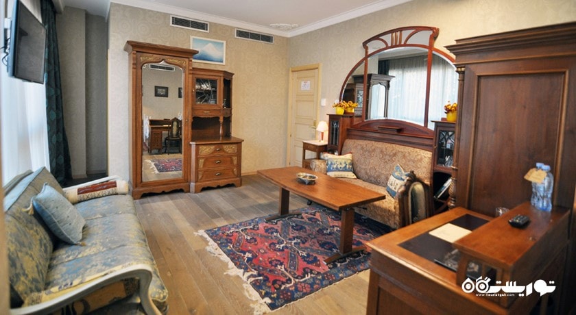 محوطه نشیمن اتاق دلوکس