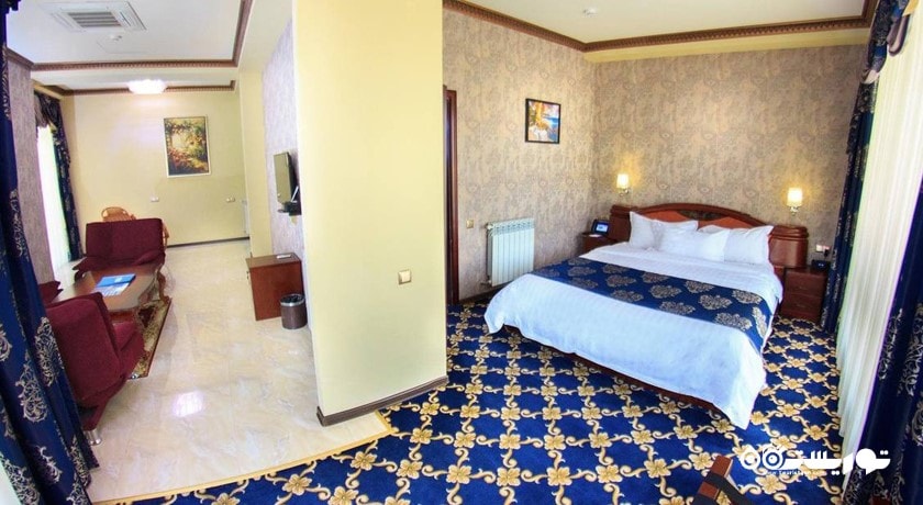 نمای تخت بزرگ سوئیت پنت هاوس