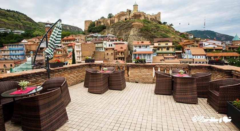 محوطه غذاخوری در فضای باز