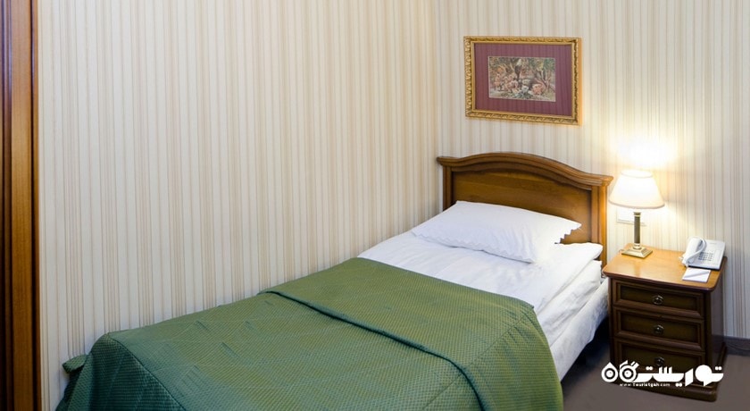 تخت یک نفره اتاق کلاسیک
