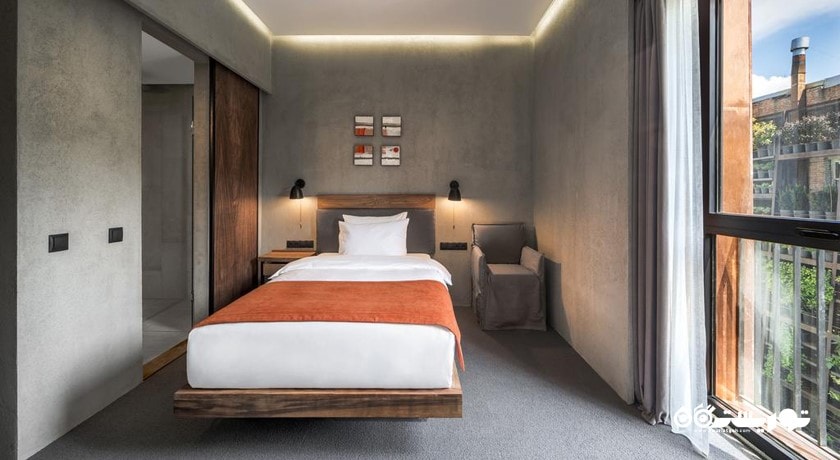 اتاق سولو هتل آیوتا تفلیس