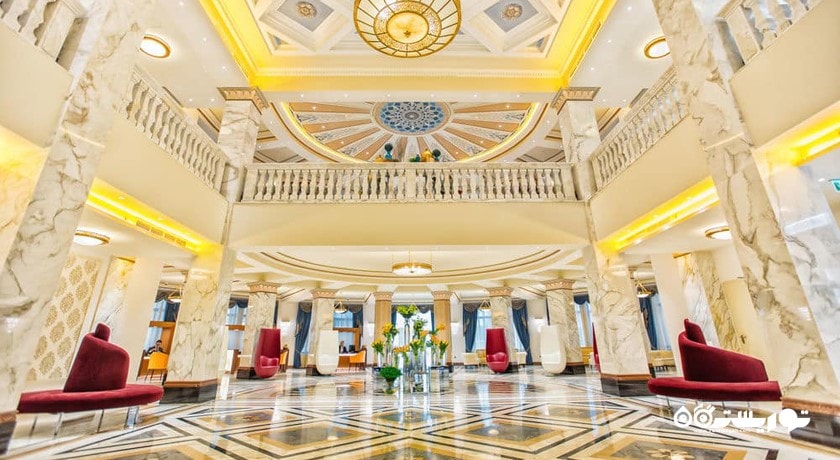 نمای لابی هتل بیلتمور تفلیس