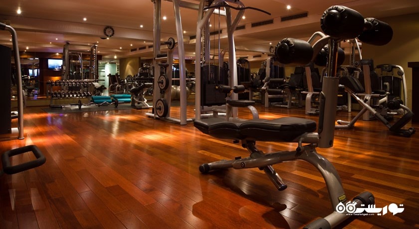 سالن ورزشی هتل آرارات پارک حیات