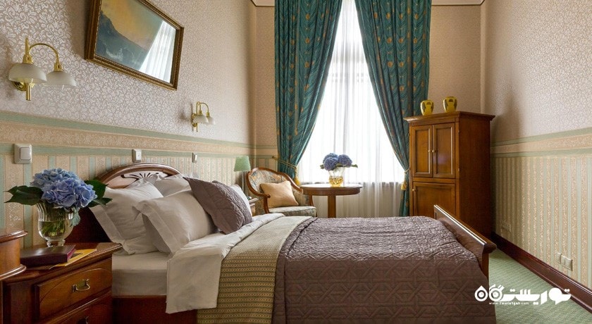 نمای تخت بزرگ اتاق استاندارد