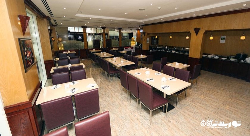 نمای دیگر رستوران هتل دلمون