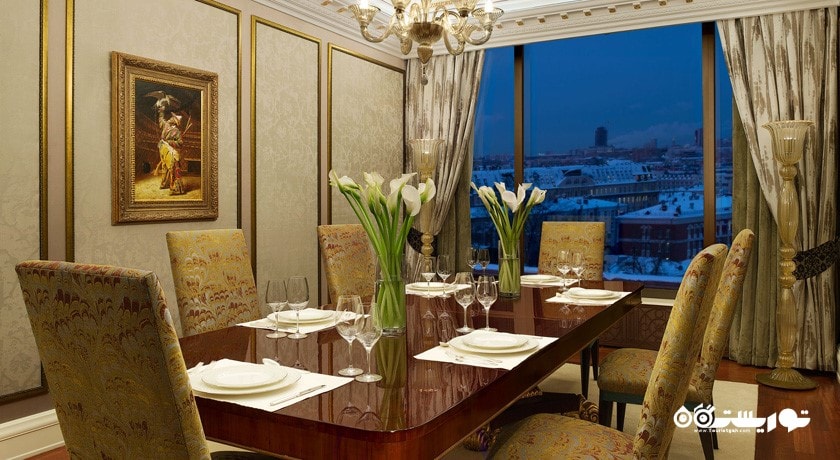 میز غذاخوری سوئیت ریتز کارلتون