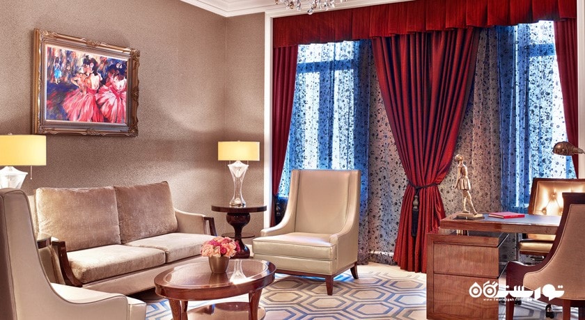 محوطه نشیمن سوئیت استور