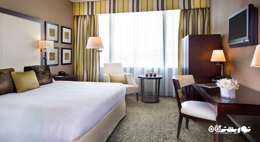 نمای تخت بزرگ اتاق کلاسیک