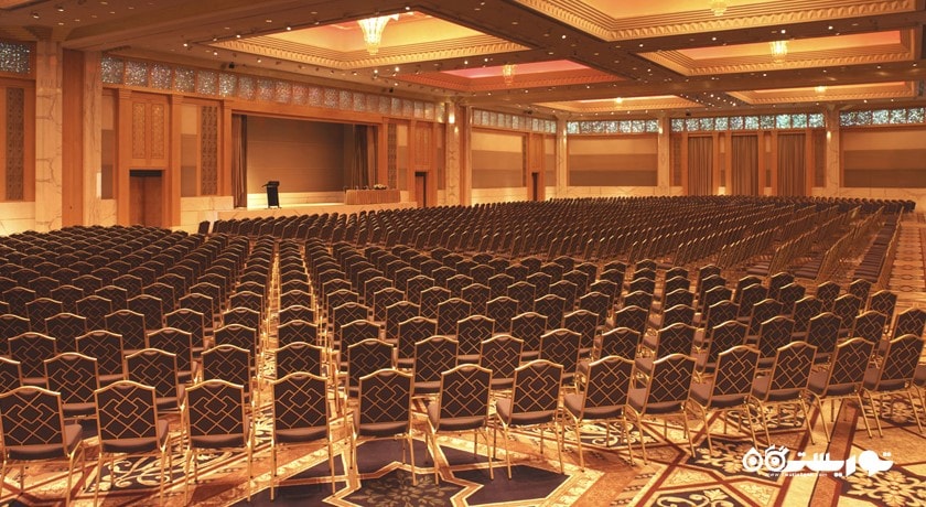 سالن برگزاری همایش و جلسات
