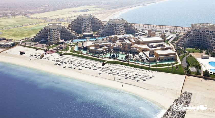 دورنمای کلی هتل ریکسوس باب البحر