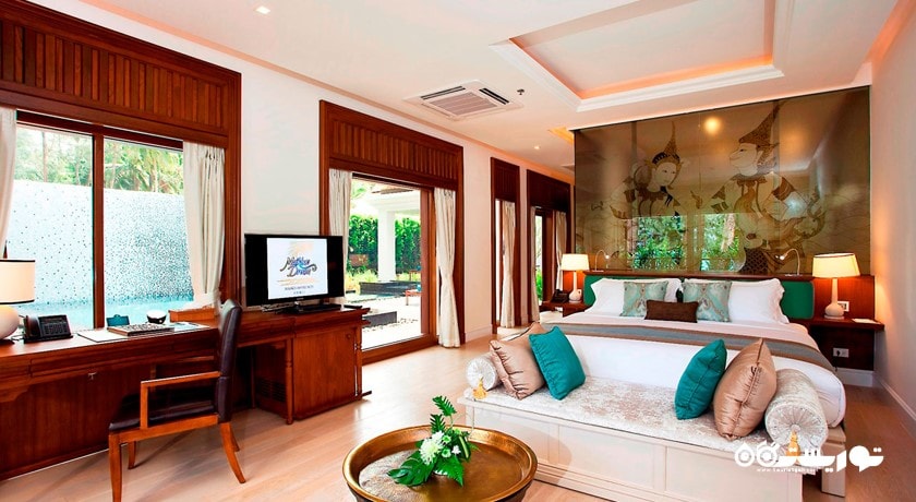 نمای تخت بزرگ ویلا دوخوابه