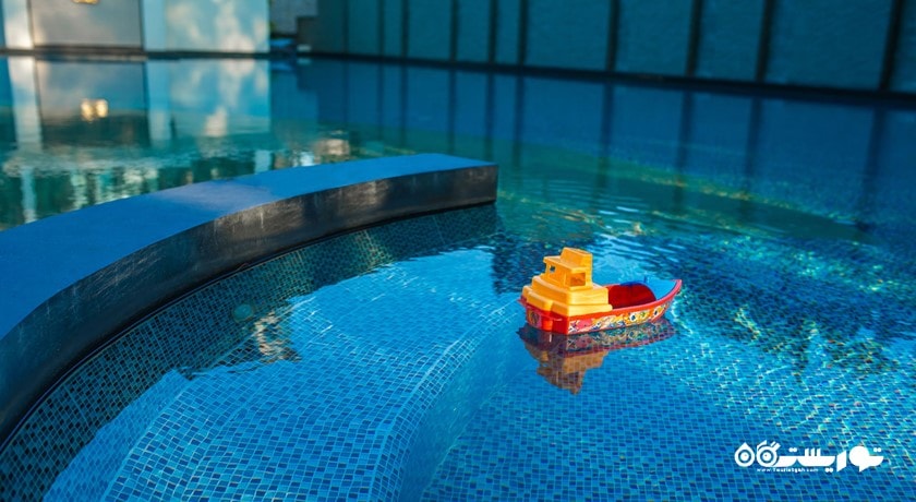 استخر روباز مخصوص کودکان