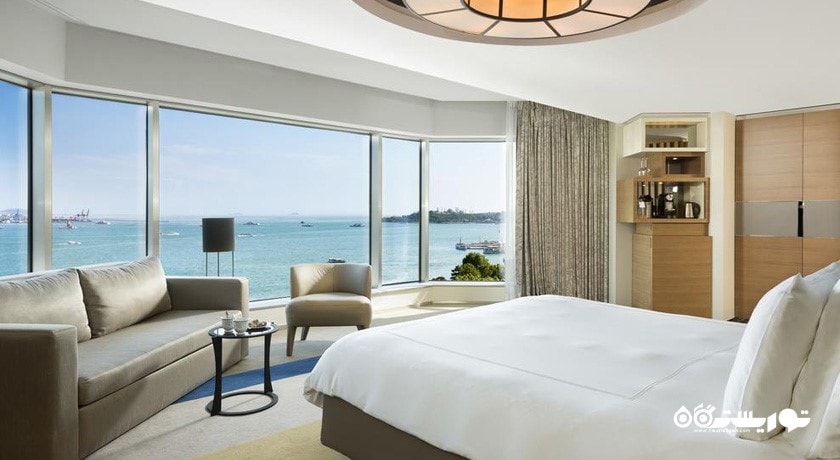 تخت بزرگ سوئیت اگزکیوتیو کرنر