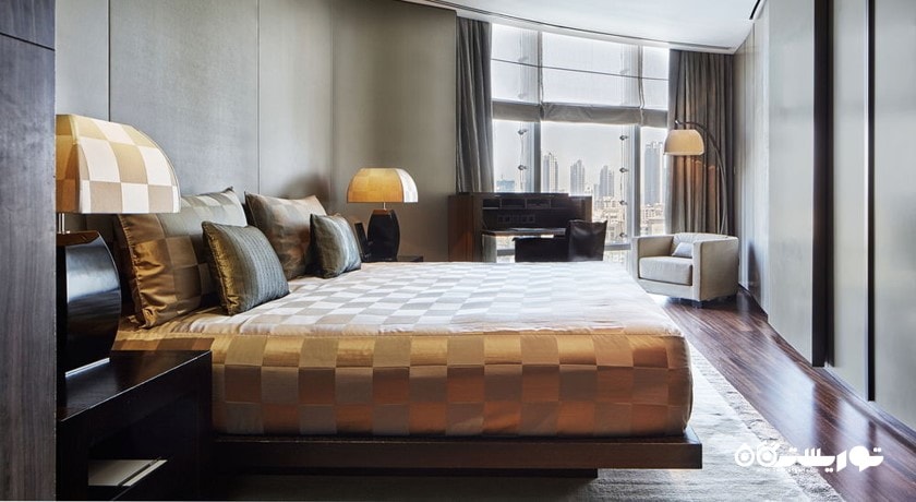 نمای تخت بزرگ اتاق دلوکس