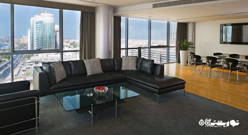 محوطه نشیمن سوئیت اگزکیوتیو