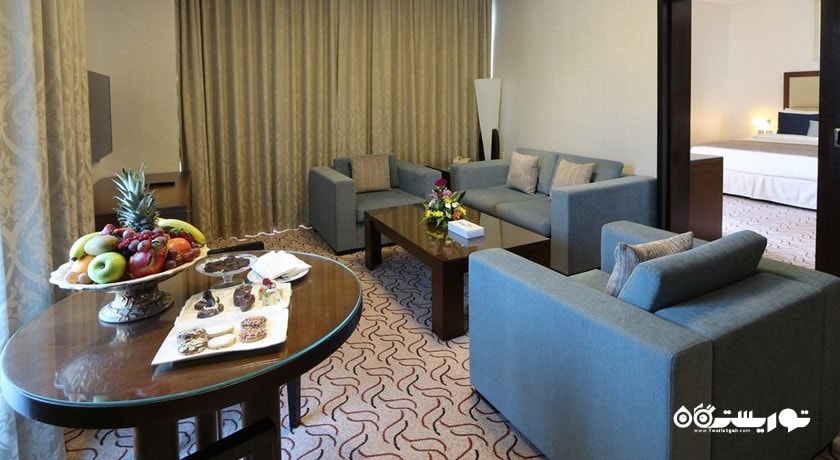 محوطه نشیمن سوئیت دوخوابه