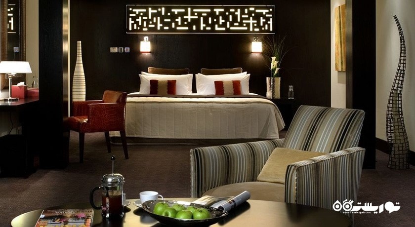 نمای تخت بزرگ سوئیت جونیور