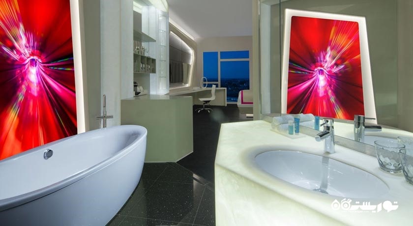 نمای وان حمام سوئیت فبیولِس