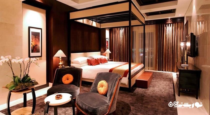 نمای تخت بزرگ سوئیت رویال