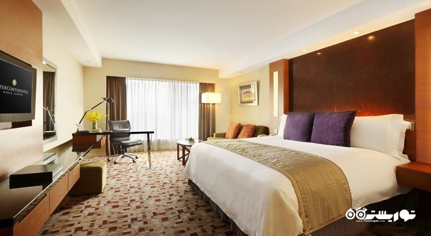 نمای تخت بزرگ اتاق دلوکس
