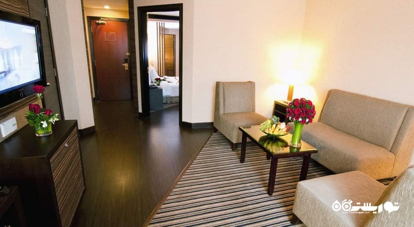 محوطه نشیمن سوئیت جونیور