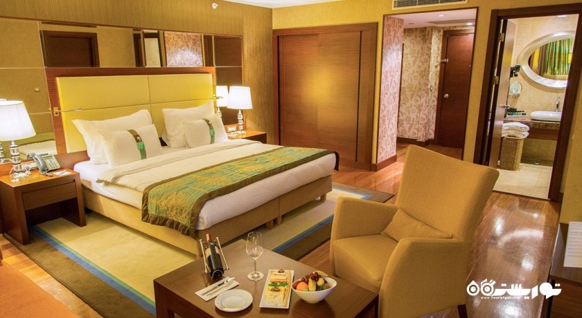 نمای تخت بزرگ سوئیت بیزینس