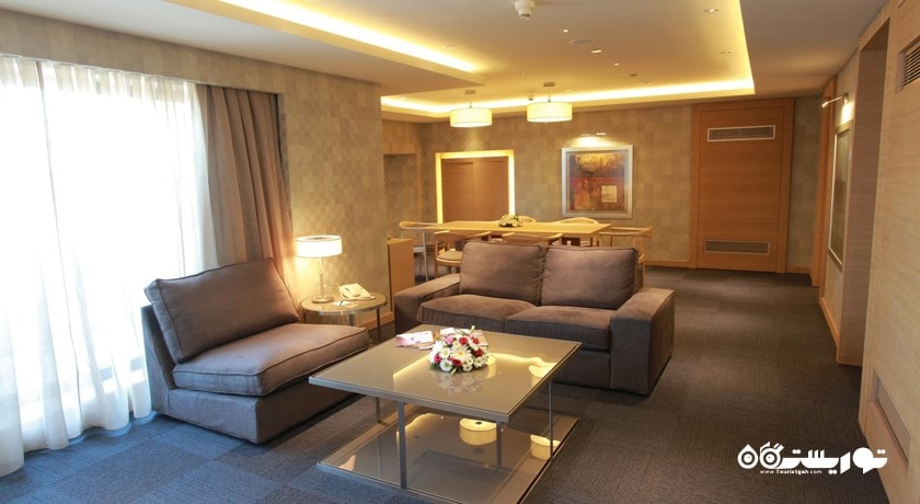 محوطه نشیمن آپارتمان هتل