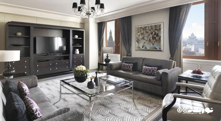 محوطه نشیمن سوئیت دلوکس