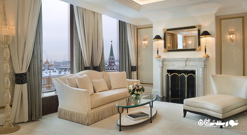 محوطه نشیمن سوئیت ریتز کارلتون