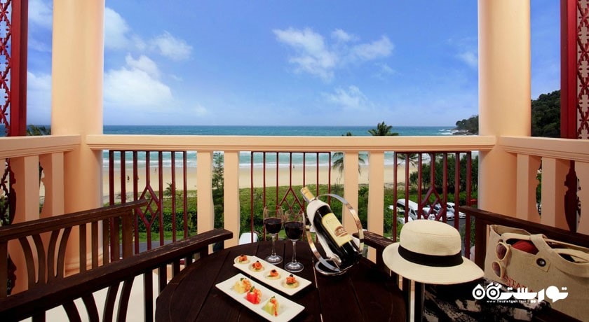 اتاق دلوکس با چشم انداز دریا