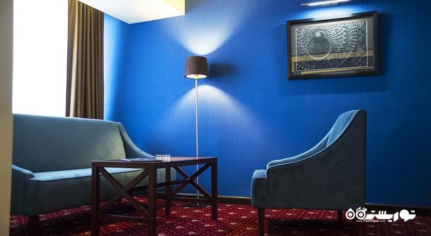 محوطه نشیمن اتاق دلوکس