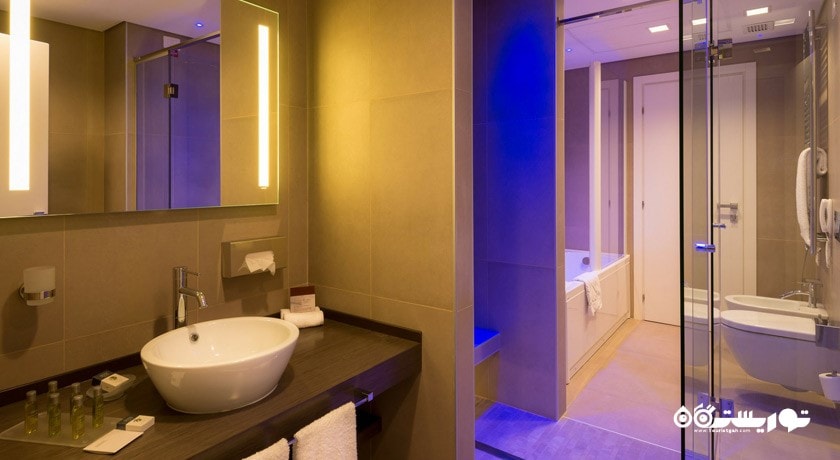 حمام و سرویس بهداشتی اتاق ها