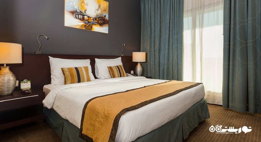 نمای تخت بزرگ آپارتمان سه خوابه