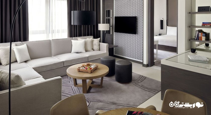 محوطه نشیمن سوئیت جونیور