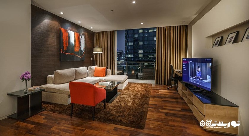 محوطه نشیمن سوئیت سه خوابه