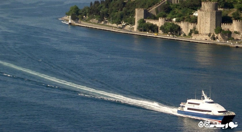 سرگرمی سفر دریایی بسفروس شهر ترکیه کشور استانبول