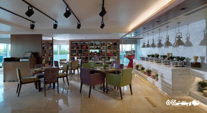 نمای کلی از لانج میزون