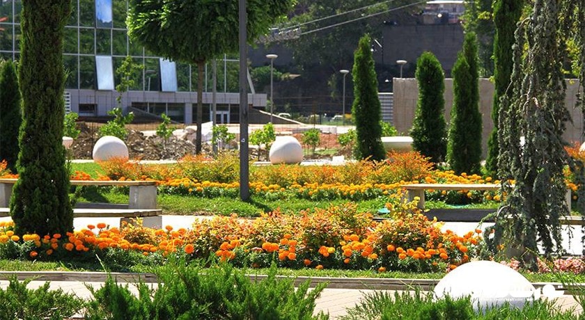 سرگرمی پارک ریکه در تفلیس شهر گرجستان کشور تفلیس