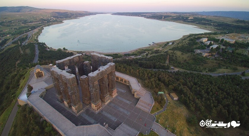  یادبود تاریخ گرجستان شهر گرجستان کشور تفلیس