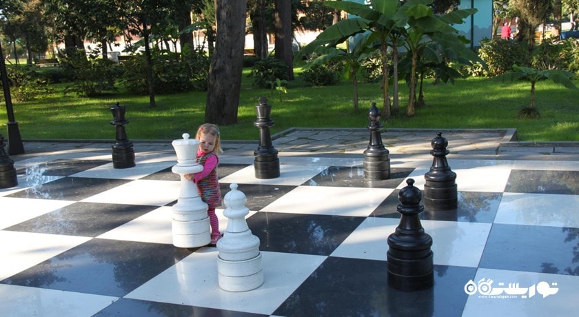 سرگرمی پارک سیکس می (ششم مه) شهر گرجستان کشور باتومی