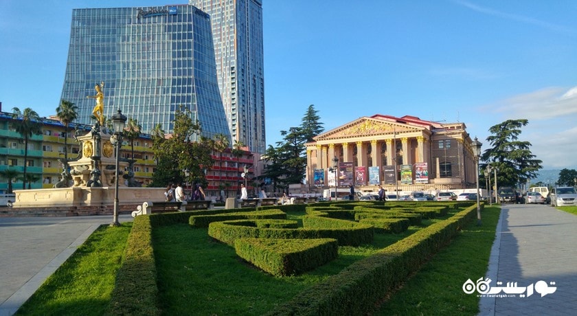  آبنمای نپتون شهر گرجستان کشور باتومی