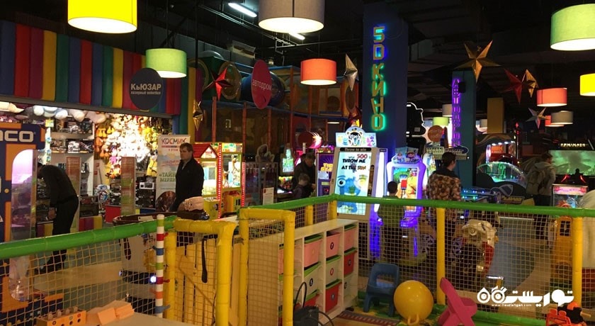 مرکز خرید مرکز خرید آفیمال سیتی شهر روسیه کشور مسکو