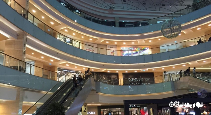 مرکز خرید مرکز خرید آویا پارک شهر روسیه کشور مسکو