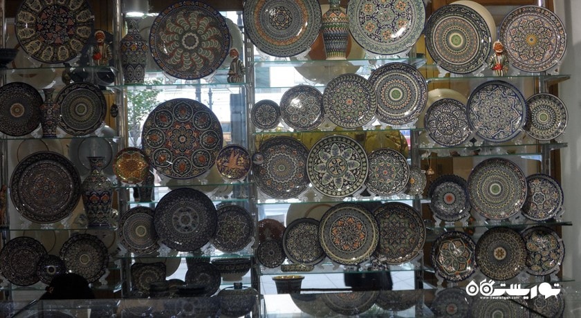 مرکز خرید مرکز خرید بولشویی گوستینی دور شهر روسیه کشور سن پترزبورگ