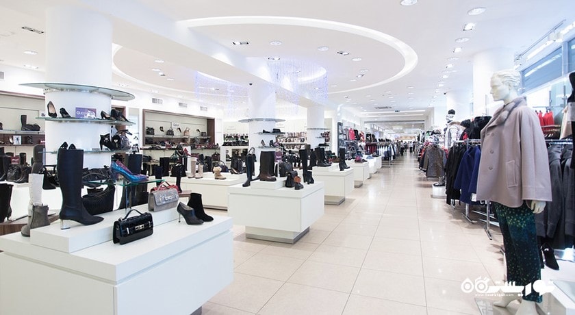 مرکز خرید موسکوفسکی دپارتمان استور شهر روسیه کشور سن پترزبورگ