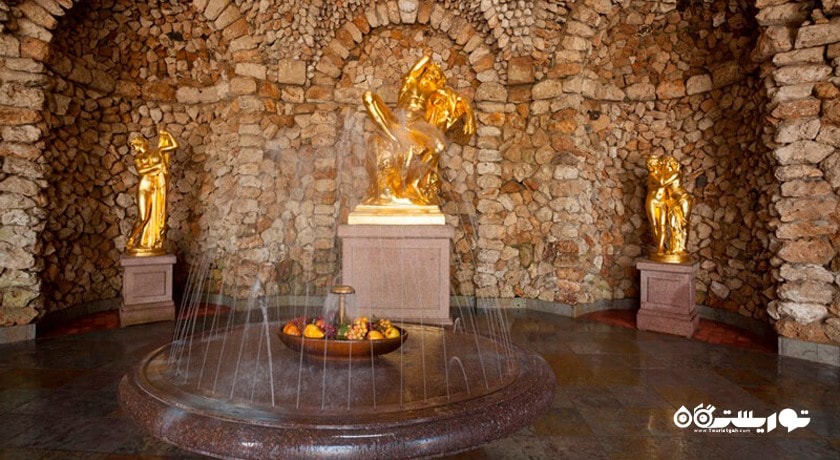  کاخ موزه و باغ پترهوف شهر روسیه کشور سن پترزبورگ